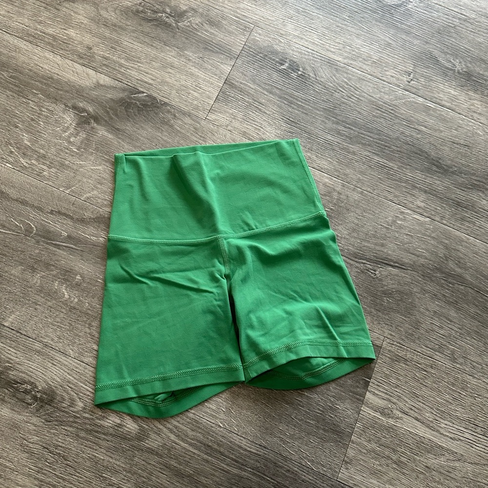 TNA biker shorts